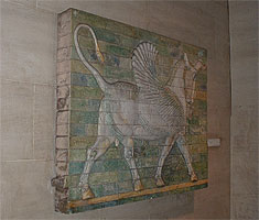 Kunst in der U-Bahnstation Louvre-Rivoli