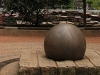 Kugelbrunnen auf dem Martin-Luther-Platz (Äußere Neustadt)