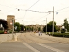 In der Ferne rechts und links: Stille Wasser & Stürmische Wogen am Albertplatz (Innere Neustadt) - Ende der ersten Galerieseite, wechseln nicht vergessen    ;o)