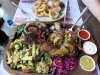 Unser Abschiedsessen im Restaurant 'Kumpel' ... diese Platte für Zwei hat für deutsche Verhältnisse lächerliche 14 Euro gekostet