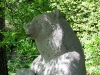 Ohne Bären geht es selbst bei einem solchen Thema nicht ;-) diese Steinskulptur steht in Chemnitz am Falkenplatz und sie wurde zum Pioniertreffen am 17. August 1988 enthüllt. Für sein Alter sieht dieser Meister Petz allerdings noch sehr gut aus.