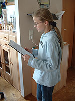 Andrea liest die Vorgeschichte